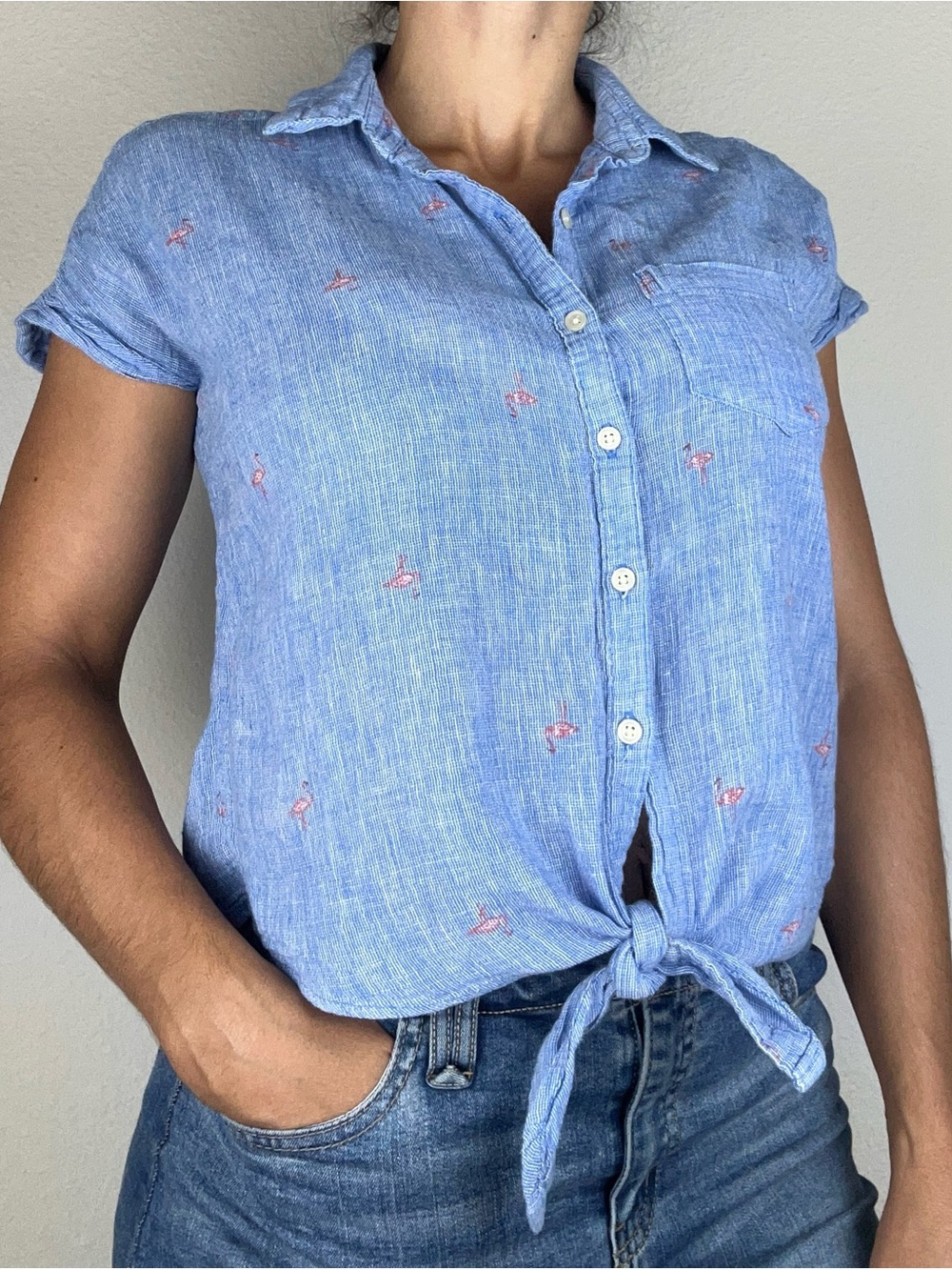FINAL SALE! Old Navy Blue Linen Blend Flamingo XS Tie Front Button Shirt
